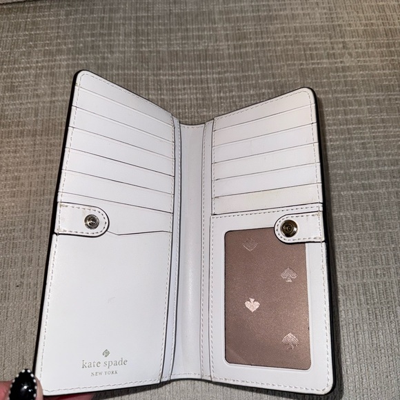Kate Spade Wallet - Picture 3 of 3